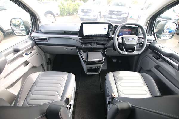 2024 Ford Tourneo Titanium X AV SWB