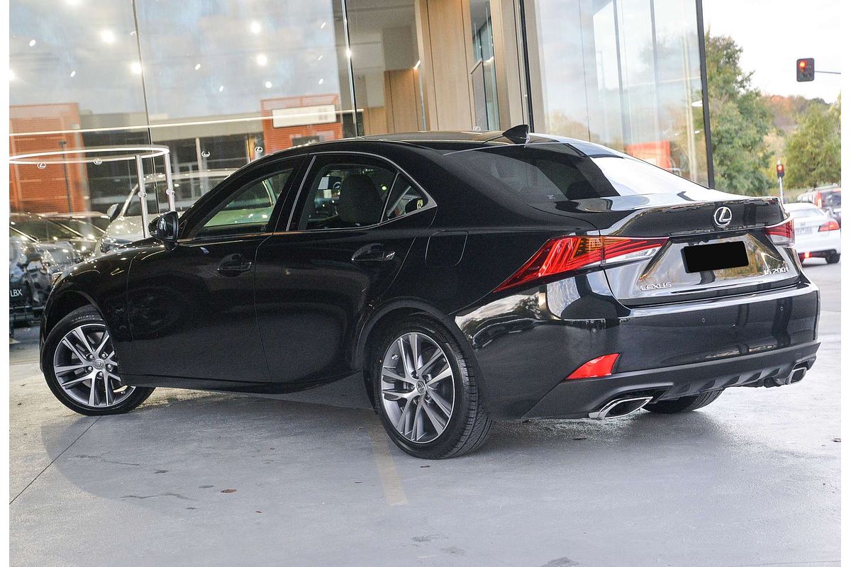 2017 Lexus IS IS200t Luxury ASE30R