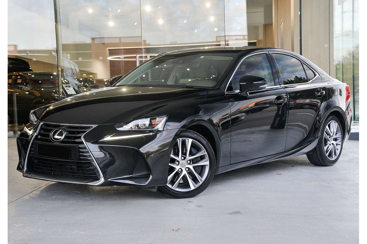 2017 Lexus IS IS200t Luxury ASE30R