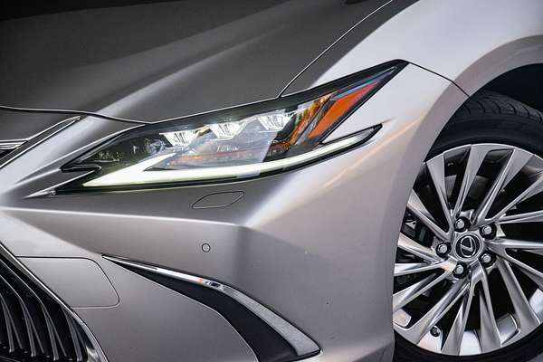 2020 Lexus ES ES300h Sports Luxury AXZH10R