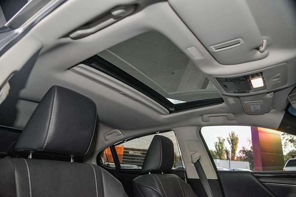 2020 Lexus ES ES300h Sports Luxury AXZH10R