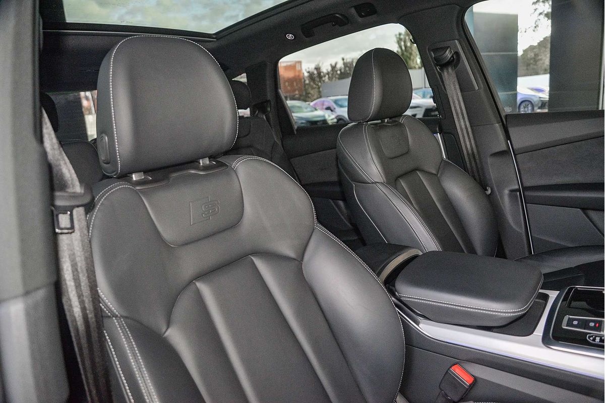 2023 Audi Q7 50 TDI S line 4M