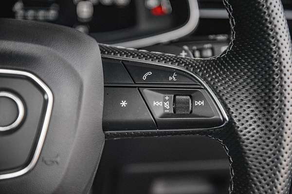 2023 Audi Q7 50 TDI S line 4M