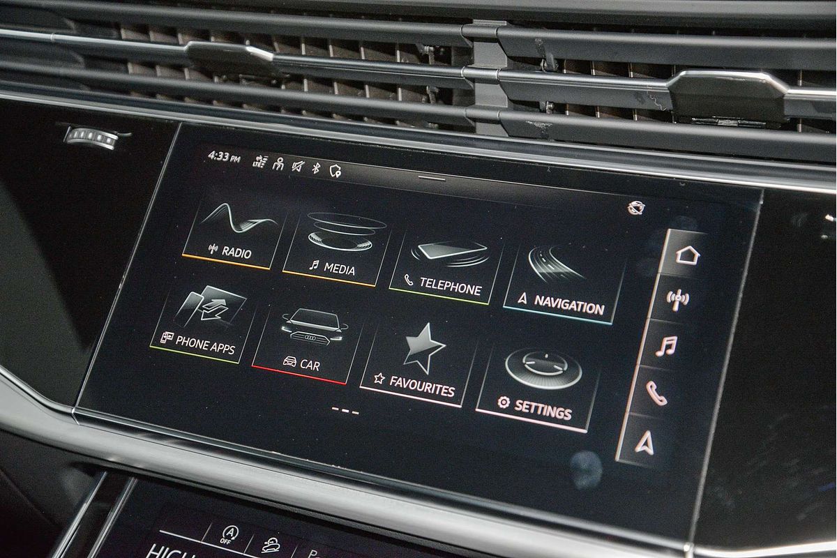 2023 Audi Q7 50 TDI S line 4M