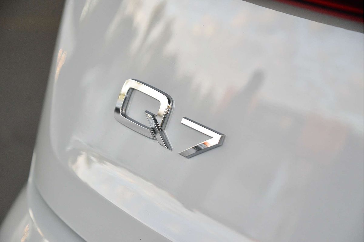 2023 Audi Q7 50 TDI S line 4M
