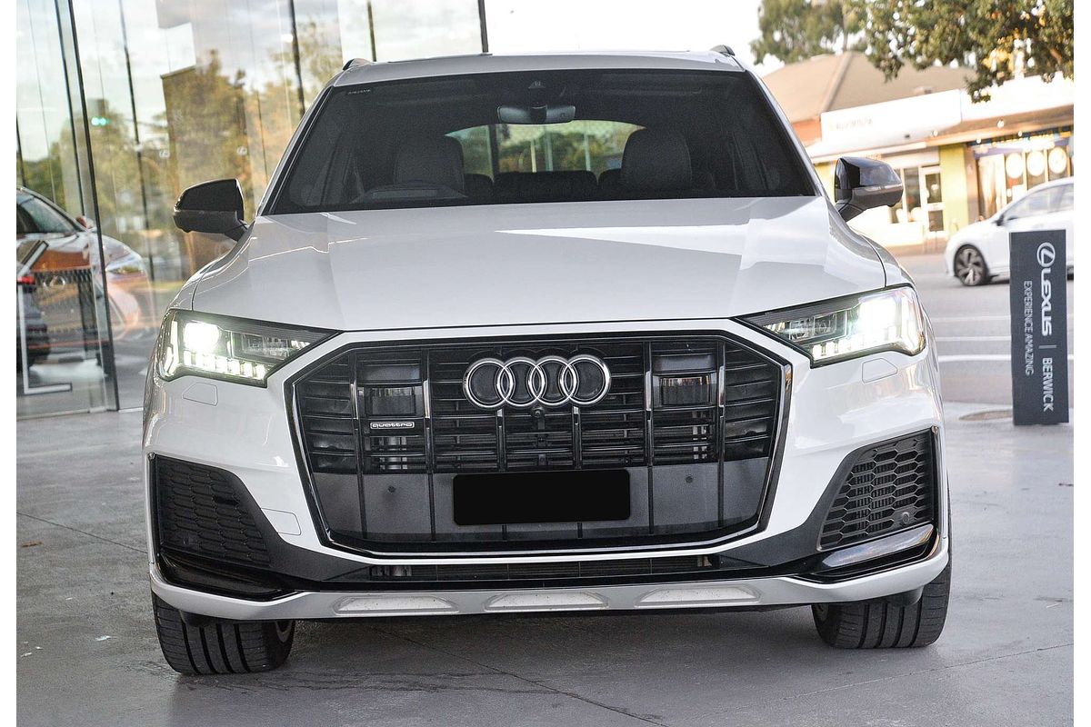 2023 Audi Q7 50 TDI S line 4M