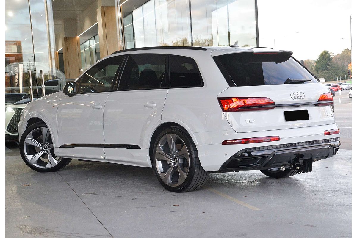 2023 Audi Q7 50 TDI S line 4M