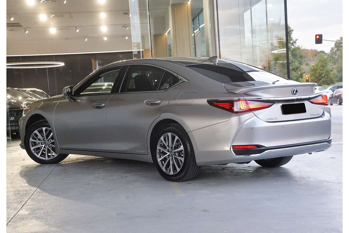 2021 Lexus ES ES300h Luxury AXZH10R