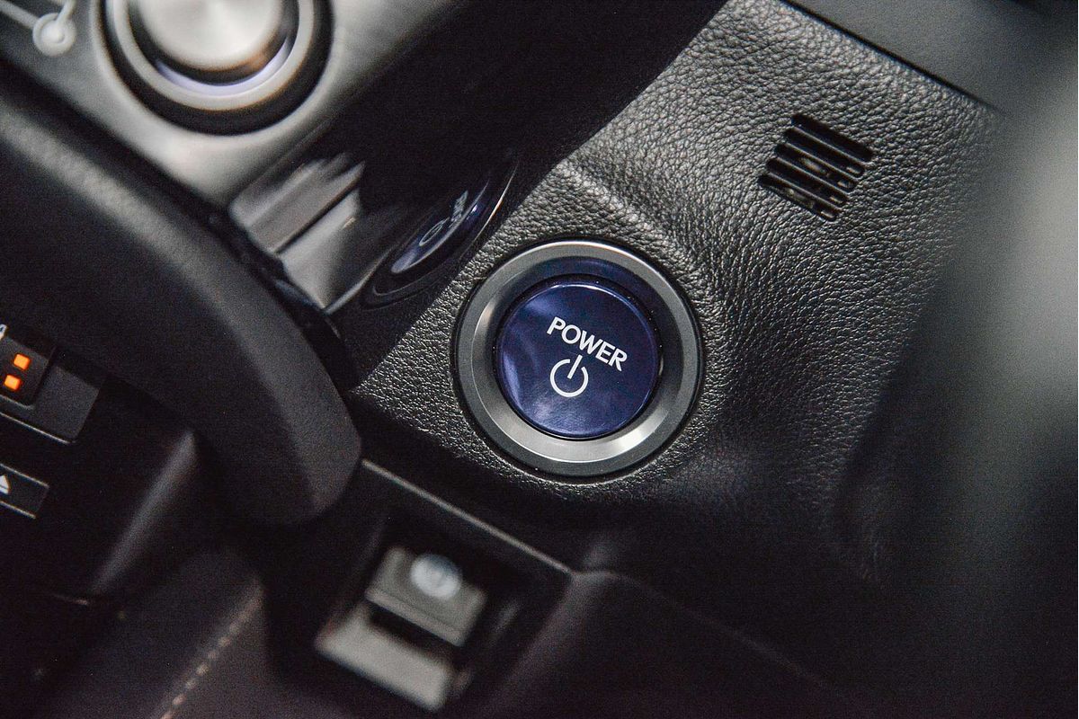 2021 Lexus ES ES300h Luxury AXZH10R