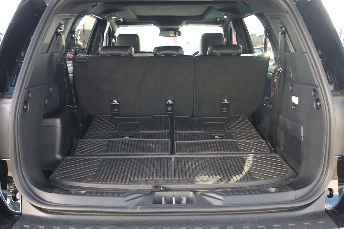 2024 Ford Everest Platinum  3.0L