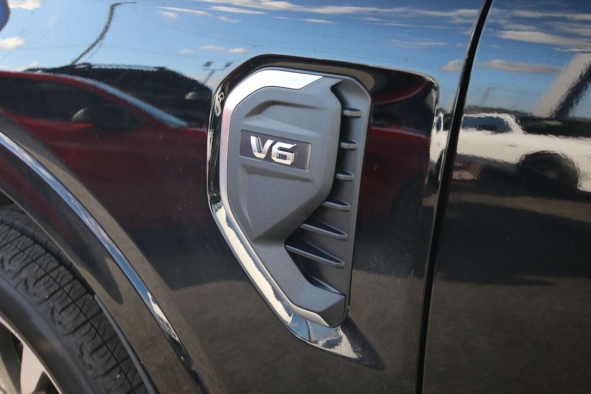 2024 Ford Everest Platinum  3.0L