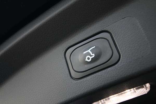2024 Ford Everest Platinum  3.0L