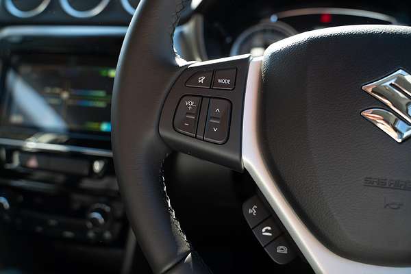 2023 Suzuki Vitara Turbo Shadow LY Series II