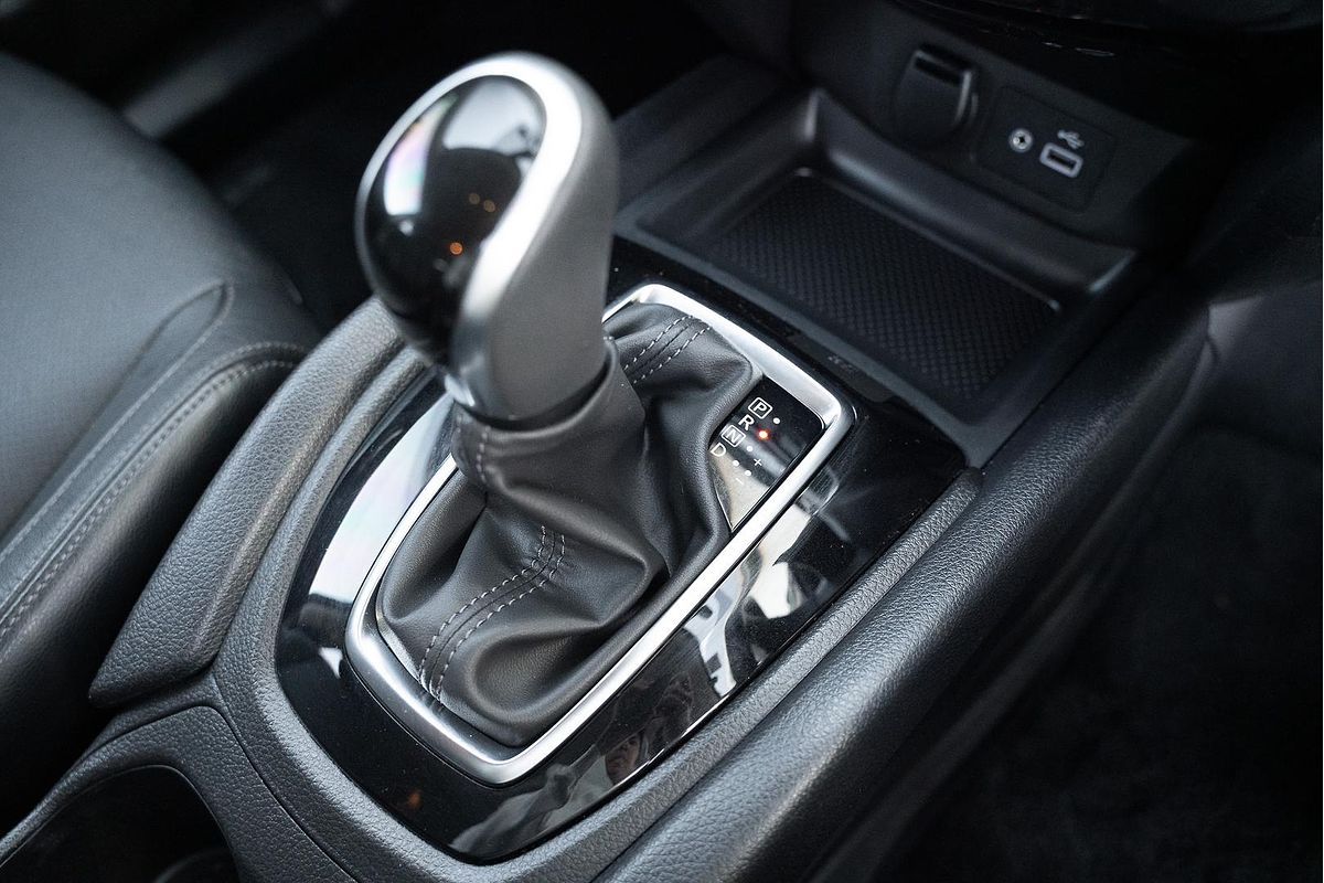 2021 Nissan X-TRAIL ST-L T32