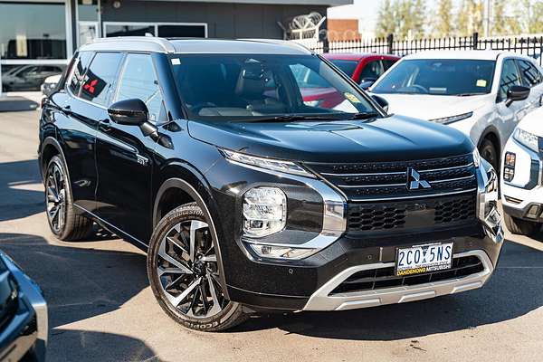 2024 Mitsubishi Outlander PHEV Exceed Tourer ZM