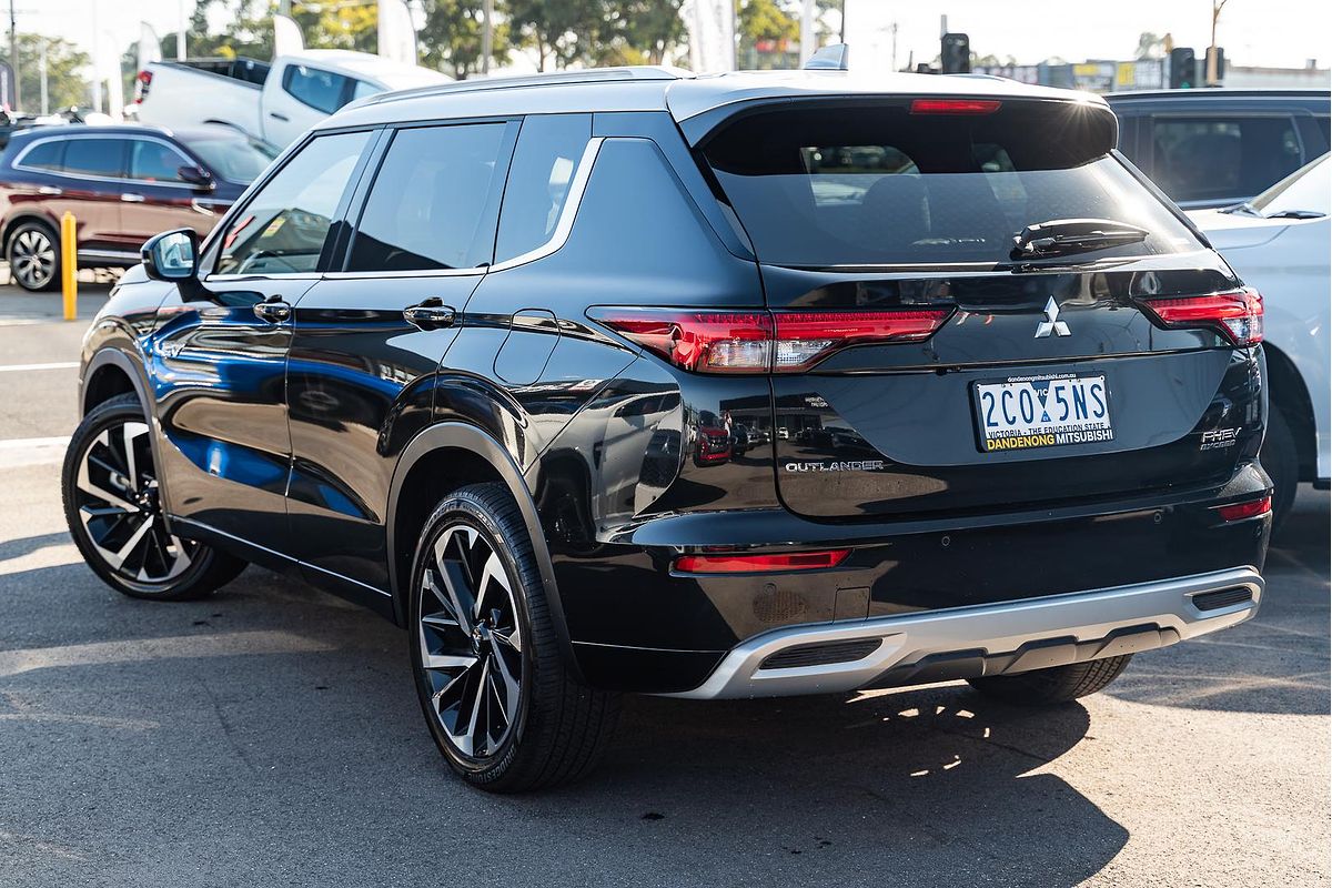 2024 Mitsubishi Outlander PHEV Exceed Tourer ZM