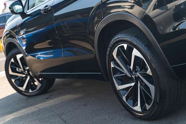 2024 Mitsubishi Outlander PHEV Exceed Tourer ZM