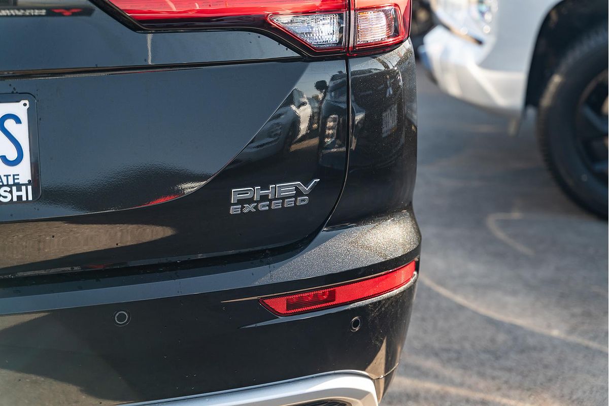 2024 Mitsubishi Outlander PHEV Exceed Tourer ZM