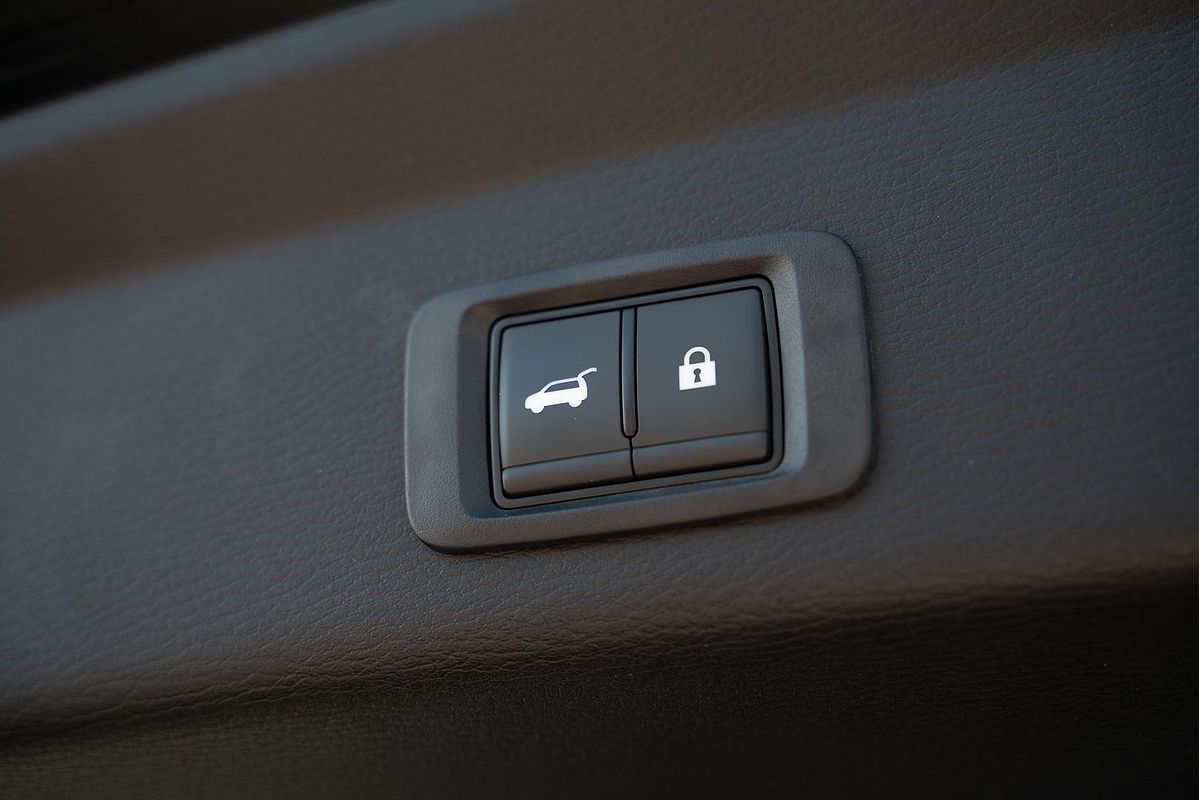 2024 Mitsubishi Outlander PHEV Exceed Tourer ZM