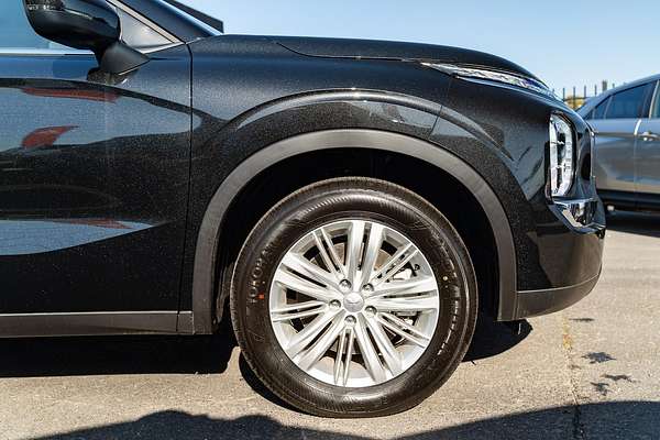 2025 Mitsubishi Outlander ES ZM
