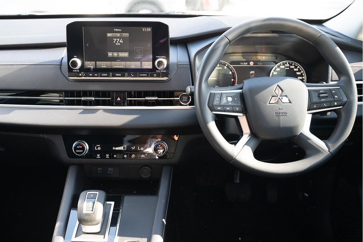 2025 Mitsubishi Outlander ES ZM