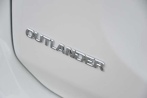 2021 Mitsubishi Outlander LS ZL