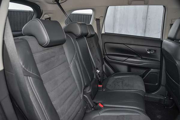 2021 Mitsubishi Outlander LS ZL