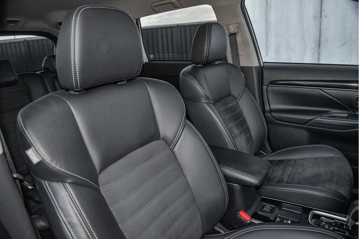 2021 Mitsubishi Outlander LS ZL