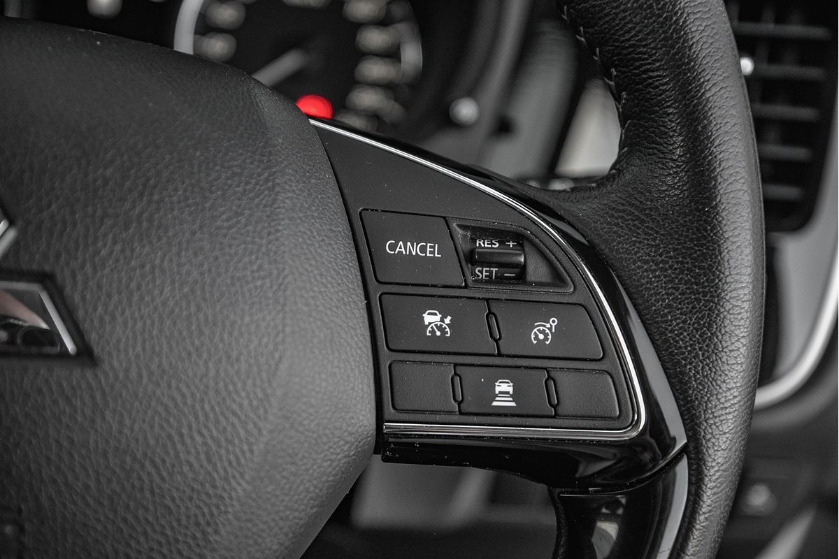 2021 Mitsubishi Outlander LS ZL