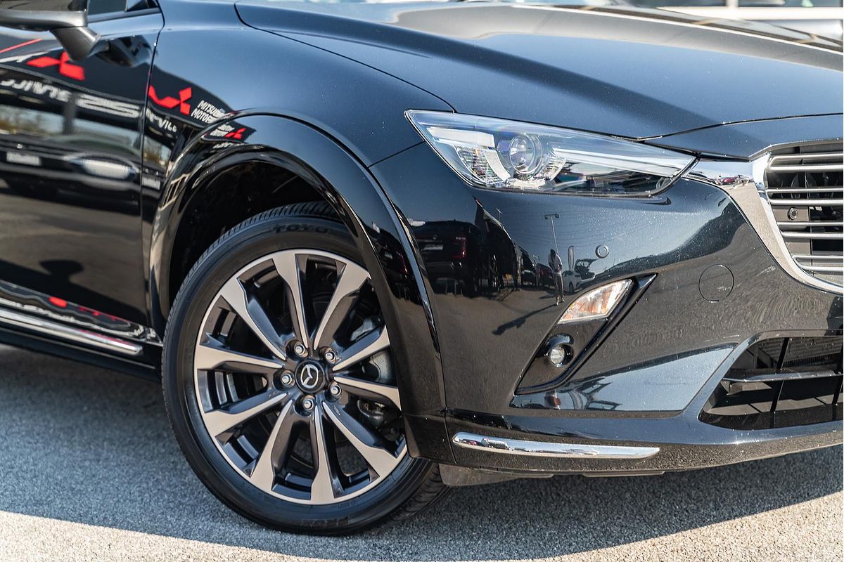2023 Mazda CX-3 Akari DK