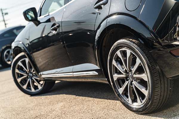 2023 Mazda CX-3 Akari DK