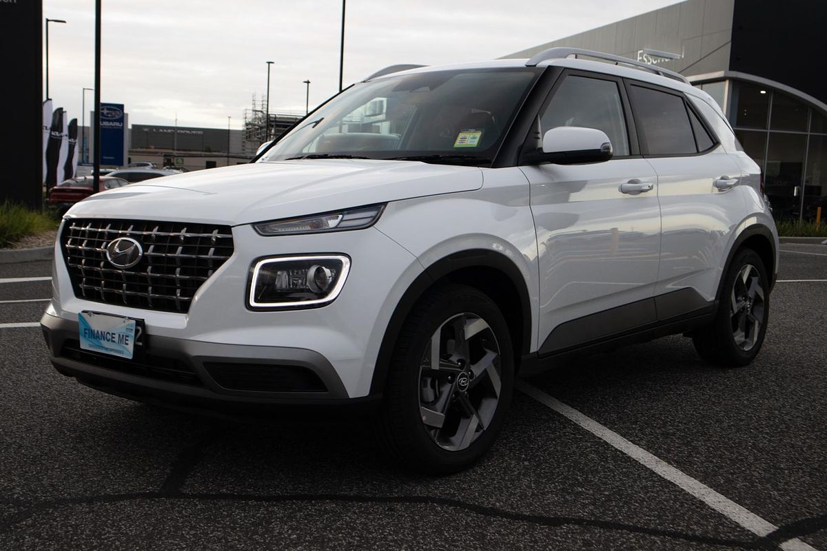 2025 Hyundai Venue Elite QX.V5