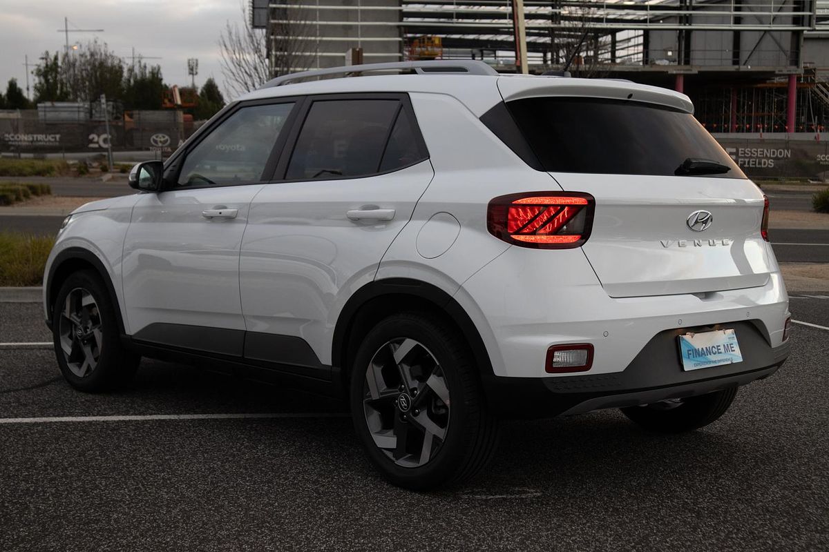 2025 Hyundai Venue Elite QX.V5