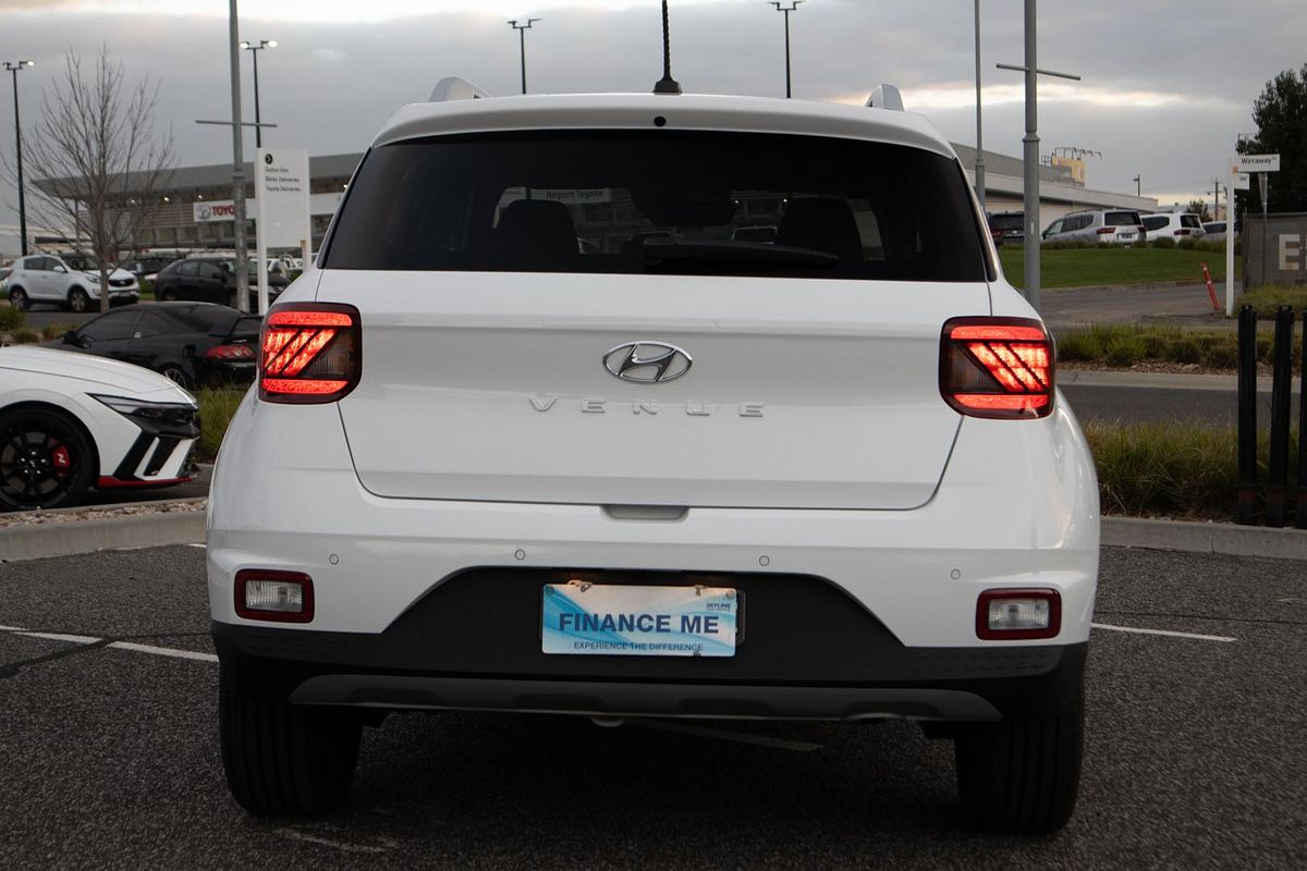 2025 Hyundai Venue Elite QX.V5