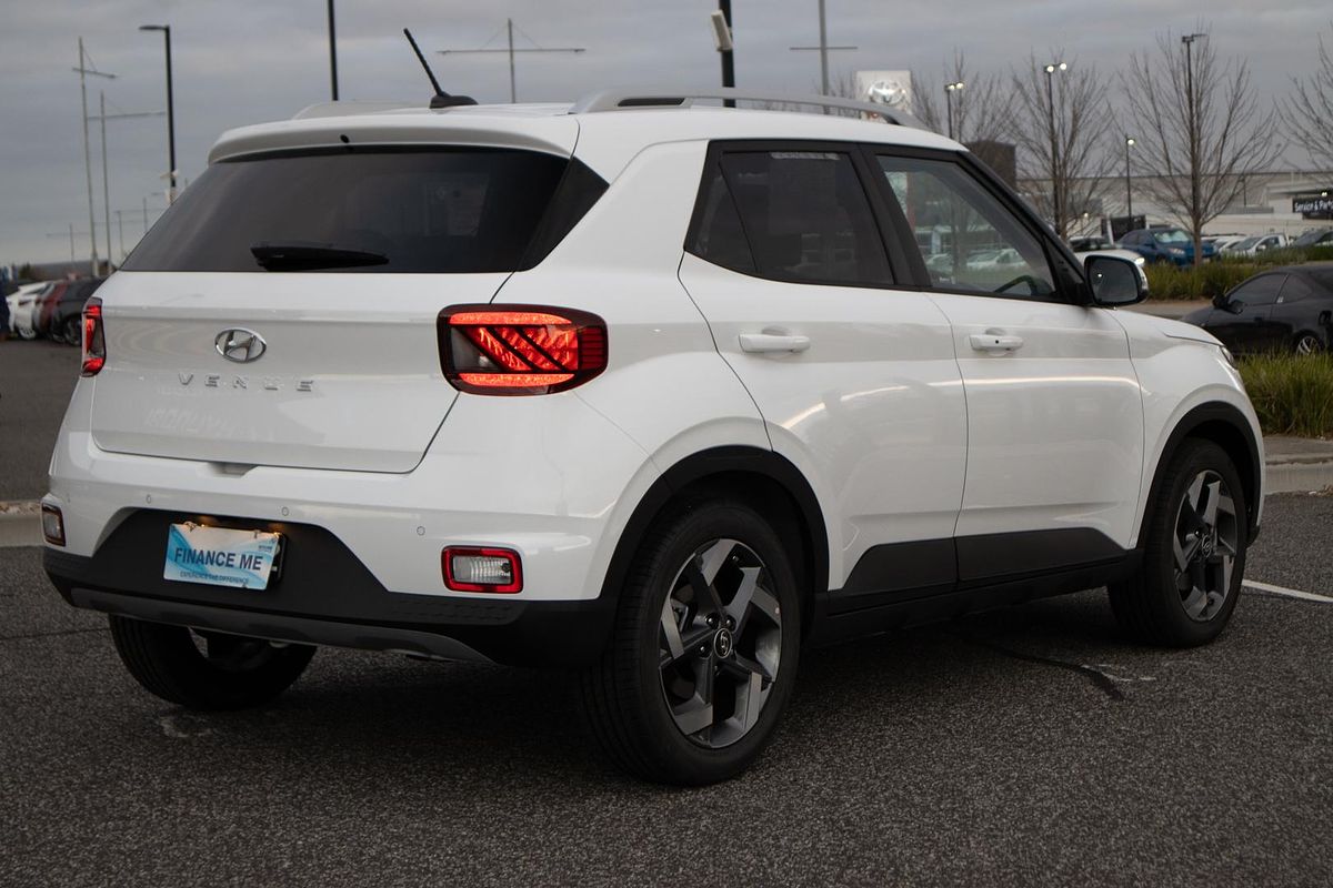 2025 Hyundai Venue Elite QX.V5