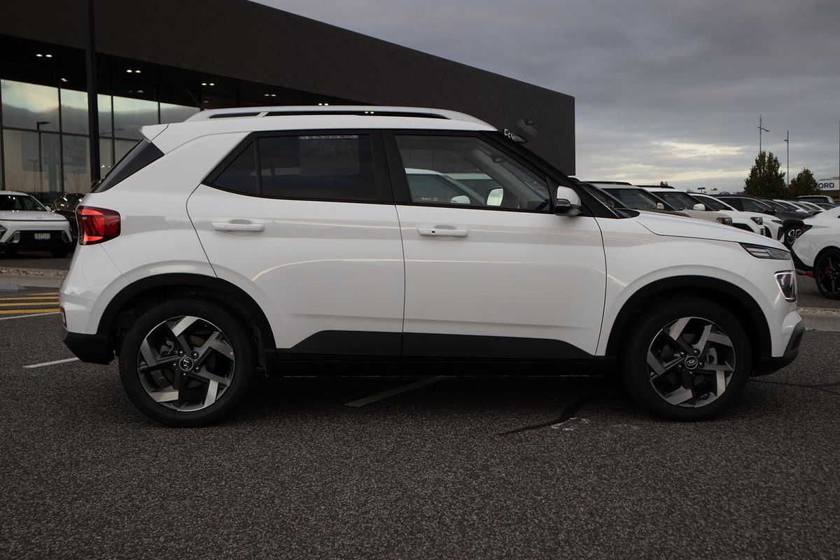 2025 Hyundai Venue Elite QX.V5