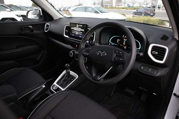 2025 Hyundai Venue Elite QX.V5