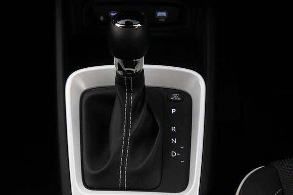 2025 Hyundai Venue Elite QX.V5