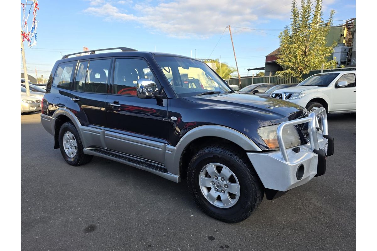 2003 Mitsubishi Pajero Exceed NP