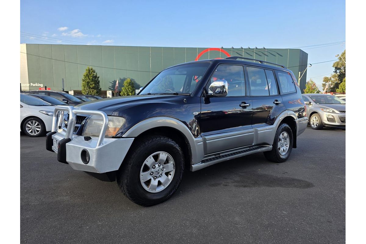 2003 Mitsubishi Pajero Exceed NP