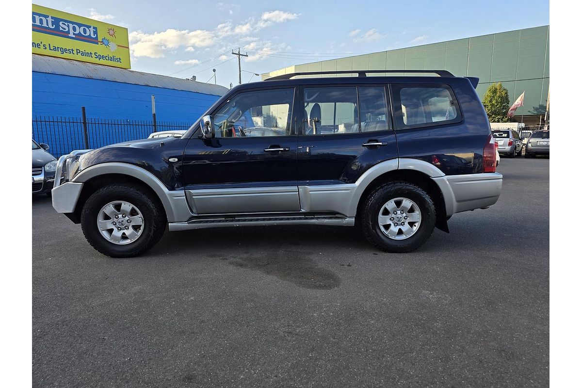 2003 Mitsubishi Pajero Exceed NP