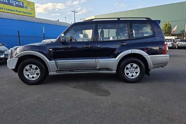 2003 Mitsubishi Pajero Exceed NP