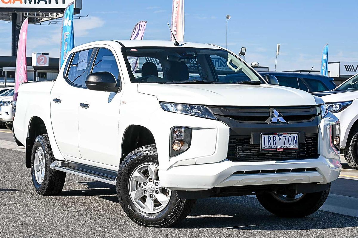 2019 Mitsubishi Triton GLX+ MR 4X4