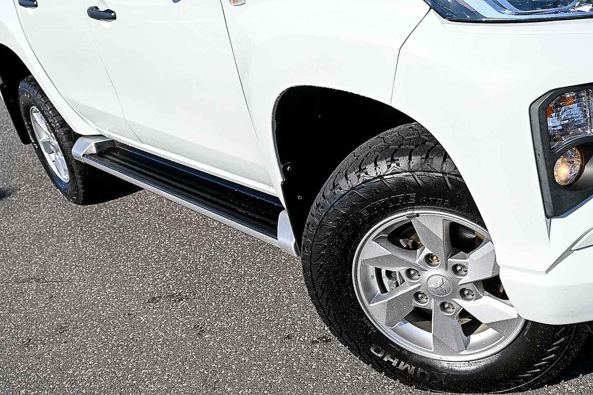 2019 Mitsubishi Triton GLX+ MR 4X4