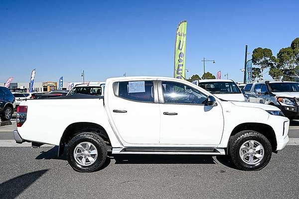 2019 Mitsubishi Triton GLX+ MR 4X4