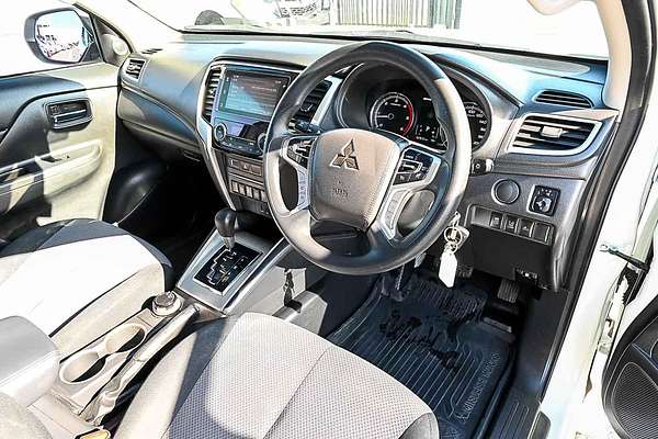 2019 Mitsubishi Triton GLX+ MR 4X4
