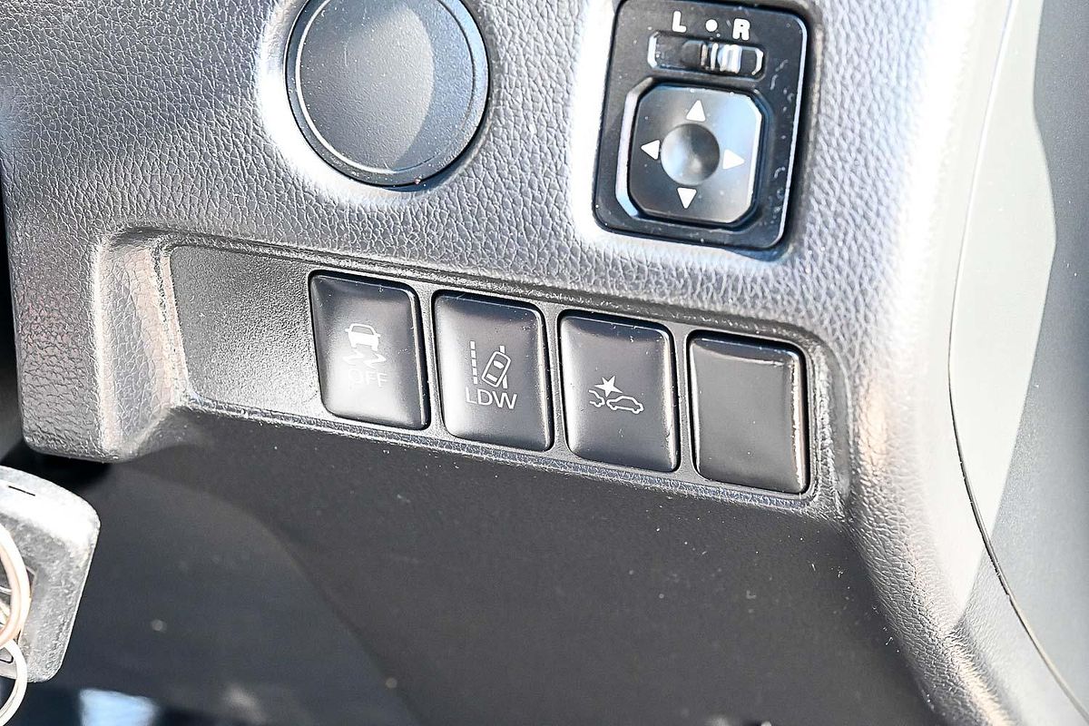2019 Mitsubishi Triton GLX+ MR 4X4