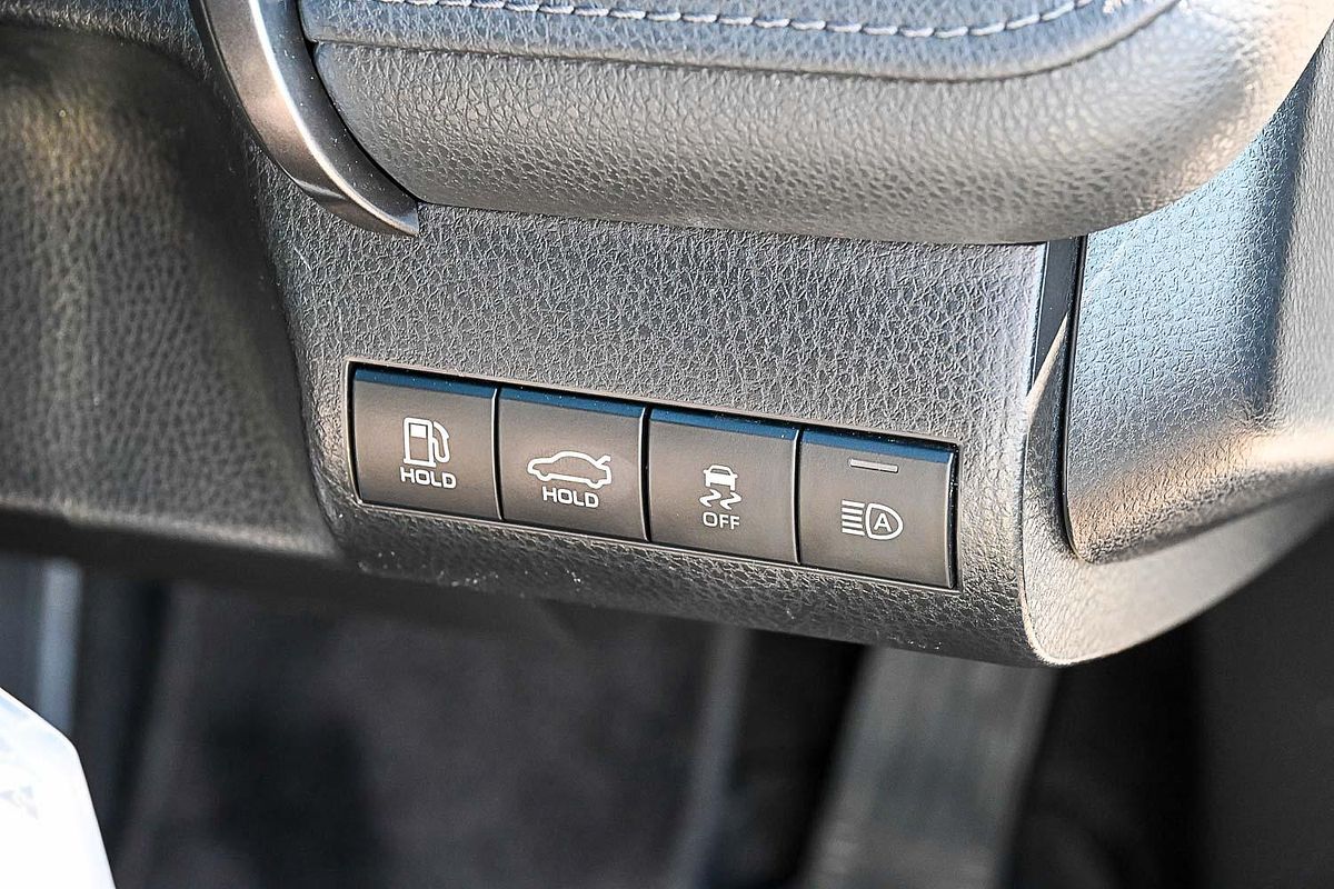 2022 Toyota Camry Ascent AXVA70R