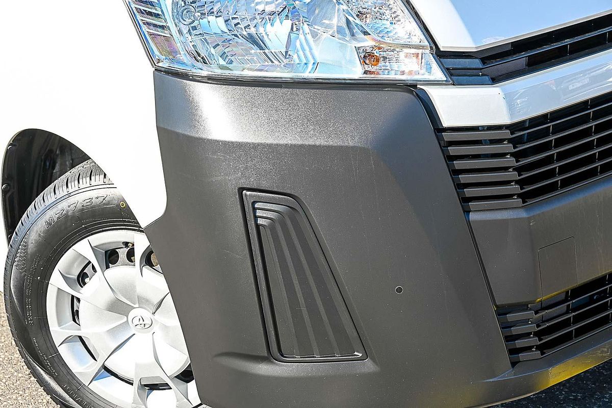 2022 Toyota Hiace GDH300R LWB