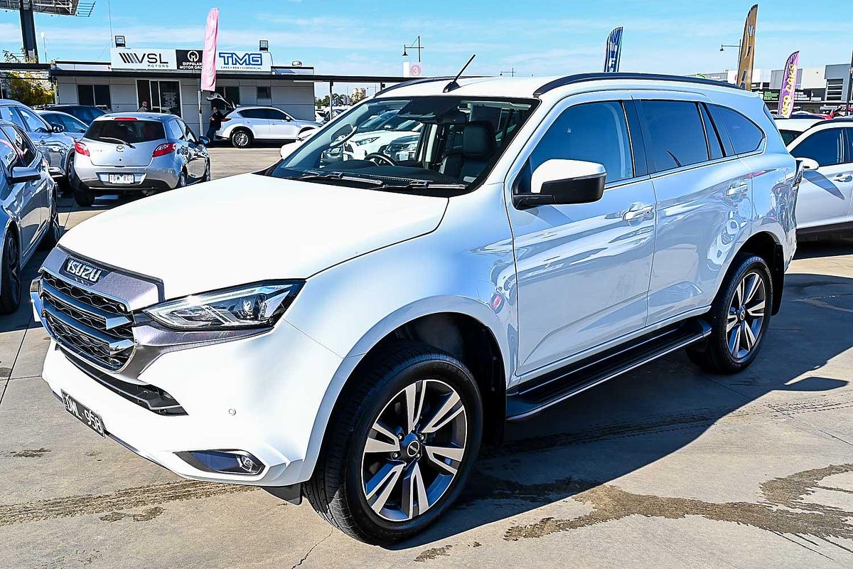 2023 Isuzu MU-X LS-T